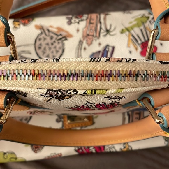 Disney Dooney & Bourke Disneyana Walt Disney Crossbody Satchel Bag RARE - Picture 7 of 8